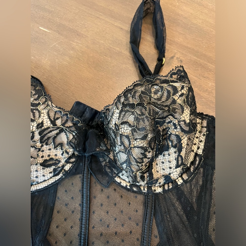 RARE Victoria’s Secret black lace 2-piece set - Picture 4 of 10